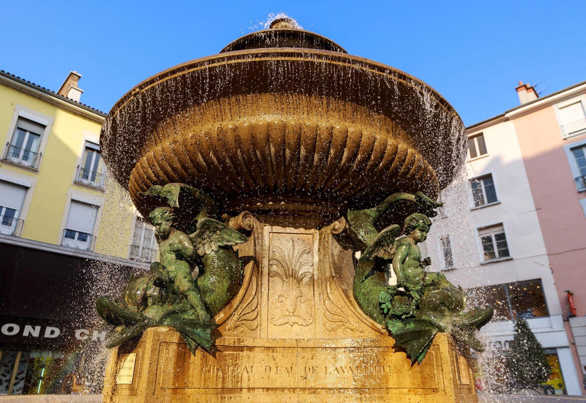 Hotel De L'Europe Grenoble Hyper-Centre Exterior photo